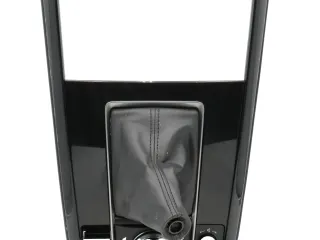 Consola Central MAZDA CX-30 SAJMC2A059D SAJMG3A026B DFR564341 GARANTIA