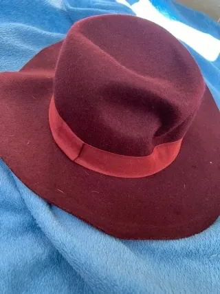 Cappello lana bordeaux