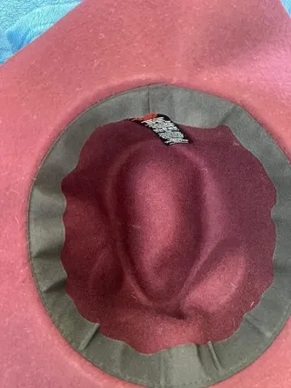 Cappello lana bordeaux