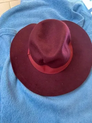 Cappello lana bordeaux