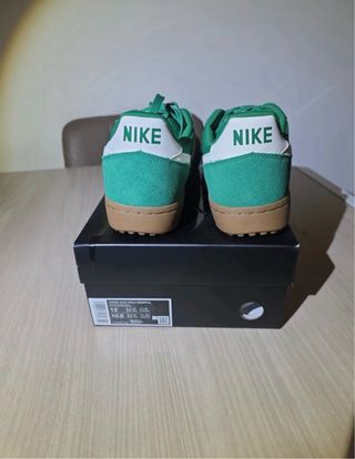 Nike Field General Verde/Blanco