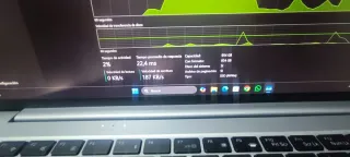 Portátil Intel i9. Ninkear Plata/Negro, charlable