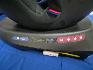 Silla coche Isofix azul y negro