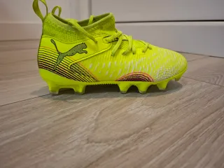 Botas fútbol niño Puma Future 8 Talla 31