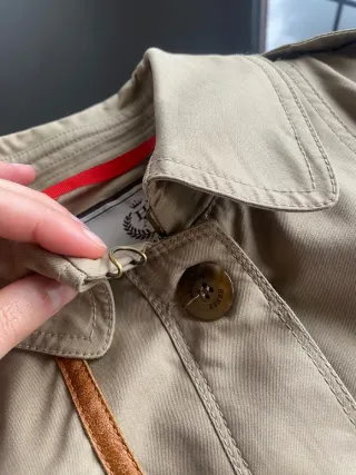 Gabardina Henry Arroway