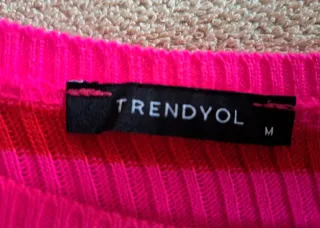 Jersey de punto TRENDYOL rayas rosa y rojo M
