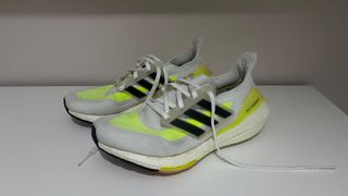Adidas Ultraboost Blancas y Amarillas