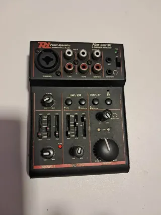 Mesa de mezclas Power Dynamics PDM-D301BT