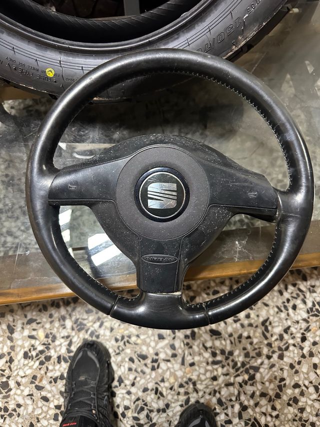 Volante Seat León MK1 FR