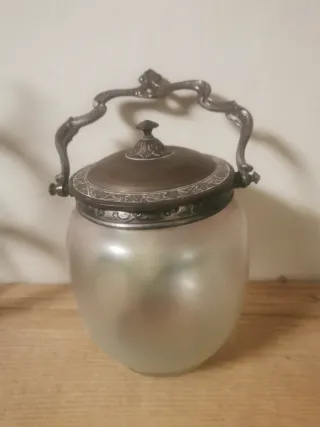 Antiguo galletero/bombonera Modernista