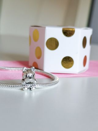 CHARM PERRO BULLDOG PARA PULSERA PANDORA CAJA