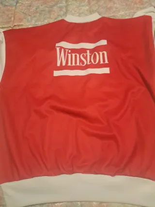 Camiseta Winston Roja