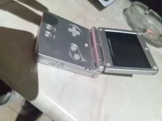Nintendo Game Boy Advance SP Gris