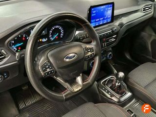 Ford Focus 1.0 Ecoboost MHEV 114kW ST-Line