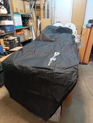 Funda Barbacoa Alice's Garden Negra