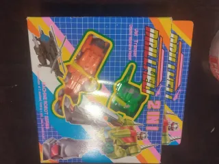 Lote de 2 Robôs F-1 Rider Survival Man