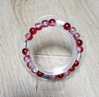 Pulsera Cuentas Rojas y Hojas Plateadas