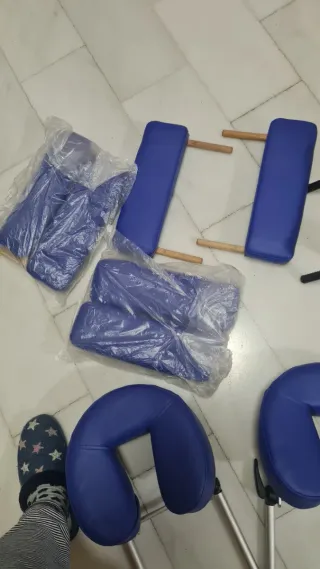 Reposacabezas y apoyabrazos azul