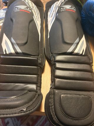 Espinilleras MMA Bad Boy Pro Series