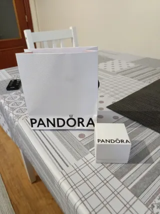 Anillo Pandora Corazón Rosa Brillante