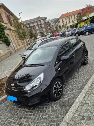 Fanali Anteriori Kia Rio + luci H1 e H7