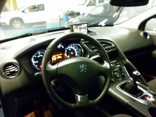 Peugeot 3008 2013