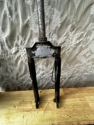 Horquilla Peugeot Rápido 50cc