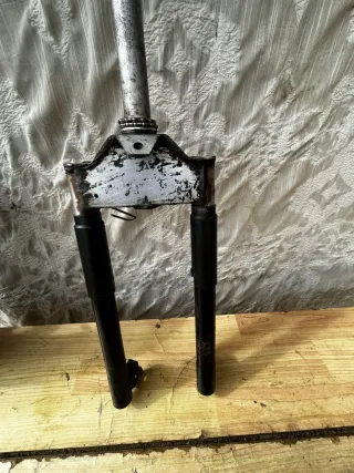 Horquilla Peugeot Rápido 50cc