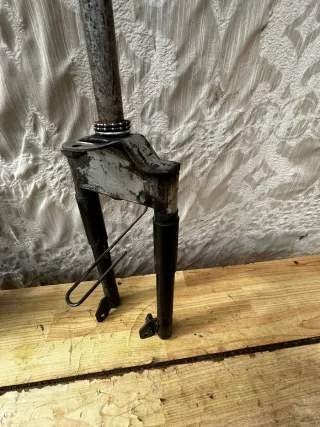 Horquilla Peugeot Rápido 50cc