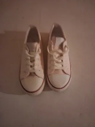 Zapatillas Converse rosas nunero 32