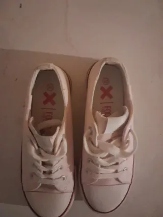 Zapatillas Converse rosas nunero 32