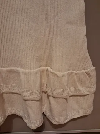 Vestido NUEVO canalé beige con volantes