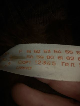 Cappello in pelliccia naturale marrone