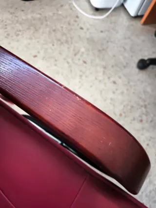 Sillón de masaje con reposapiés