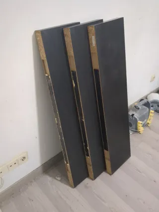 Estante pared Ikea LACK negro-marrón
