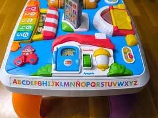 Mesa de actividades Fisher-Price