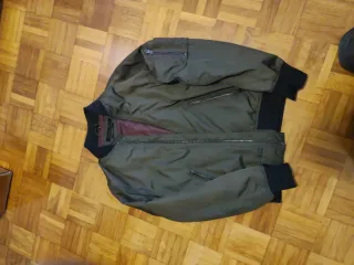 Chaqueta Bomber Zara Talla M Verde Militar