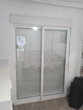 Ventanas y balconeras de aluminio.