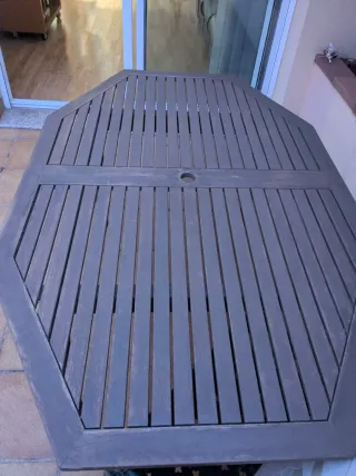 Mesa de teca para exterior
