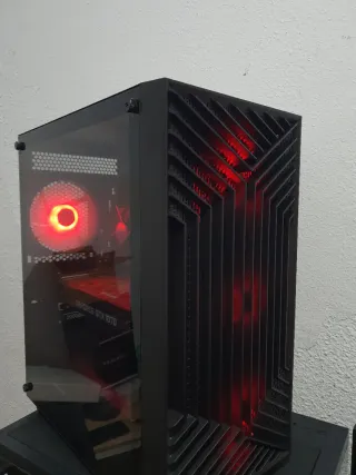 PC Gaming i3 16GB RAM 500GB SSD GTX 1070