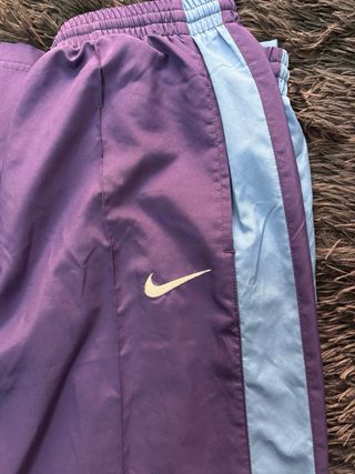 Pantalón Nike Ancho Morado y Azul