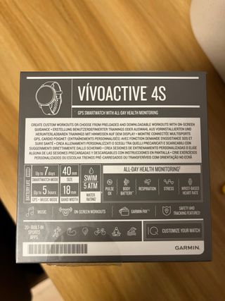Garmin vivoactive 4S GPS Smartwatch Plata