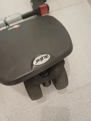 Patinete universal para carrito de bebé