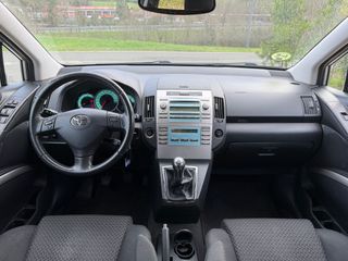 Toyota Corolla Verso 2007