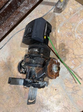 Bomba de agua Grundfos