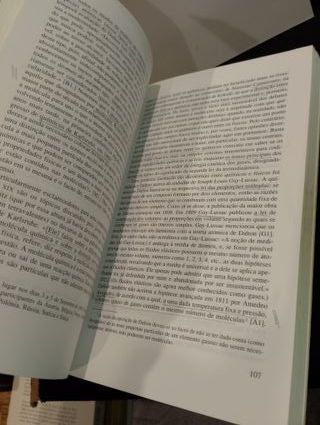 Vida e pensamento de Albert Einstein - Abraham Pai