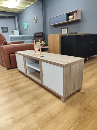 Mueble de tv Bajo!! 150cm!! Ideal Piso Alquiler!!