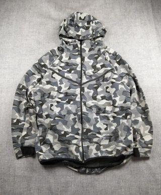 Sudadera Nike Tech Fleece Camo Geométrica