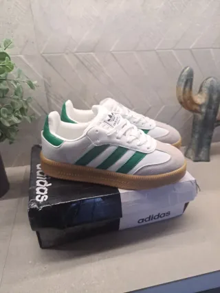 Adidas Samba Blancas y Verdes