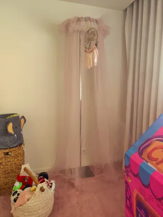 Dossel Tule Bege e Rosa em aço inoxidável